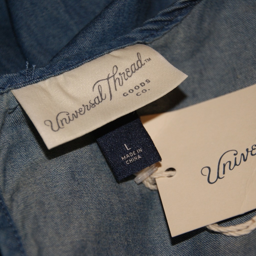 New UNIVERSAL THREAD Chambray Peplum Blouse NWT A8 - Picture 6 of 8